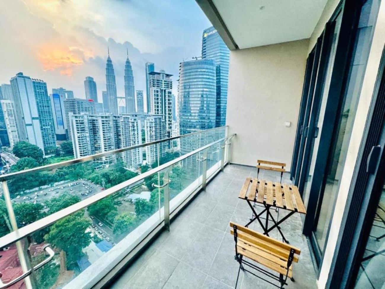 The Manor Klcc Serviced Apartment Kuala Lumpur Zewnętrze zdjęcie